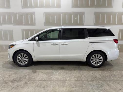 2016 Kia Sedona EX