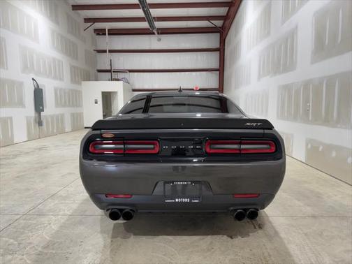 2016 Dodge Challenger SRT Hellcat