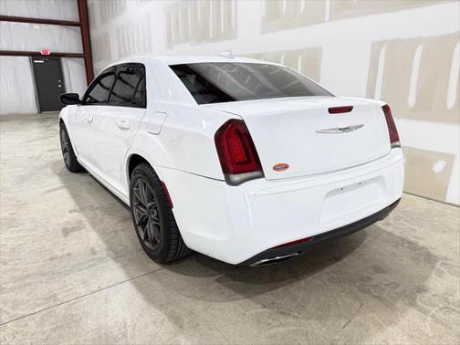 2017 Chrysler 300 S