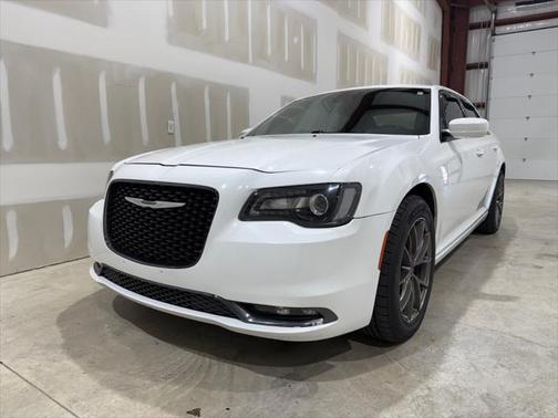 2017 Chrysler 300 S