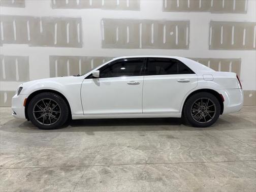 2017 Chrysler 300 S