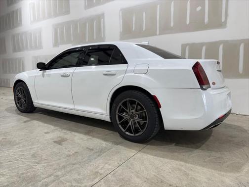 2017 Chrysler 300 S