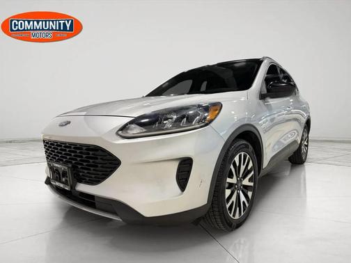 2020 Ford Escape SE