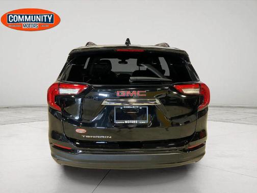 BLACK 2023 GMC Terrain SLE
