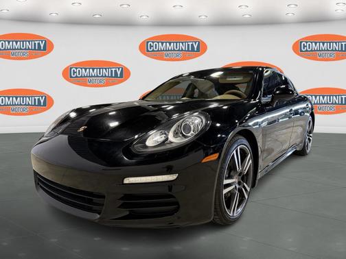 2014 Porsche Panamera 4
