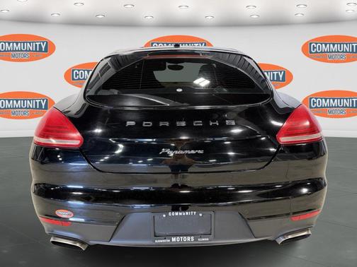 2014 Porsche Panamera 4