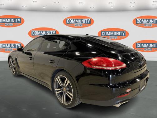 2014 Porsche Panamera 4