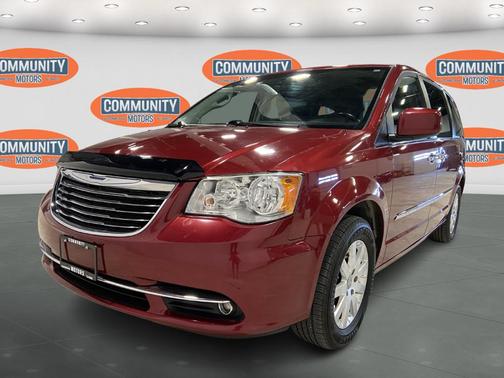 2016 Chrysler Town & Country Touring