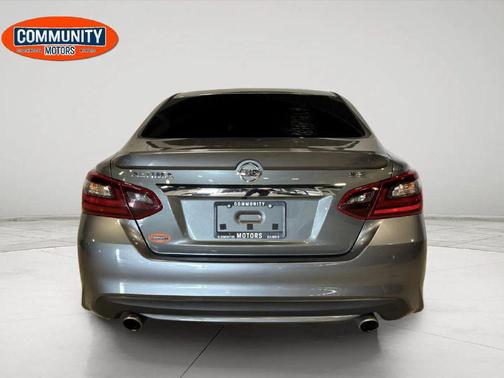 2016 Nissan Altima 2.5 SR