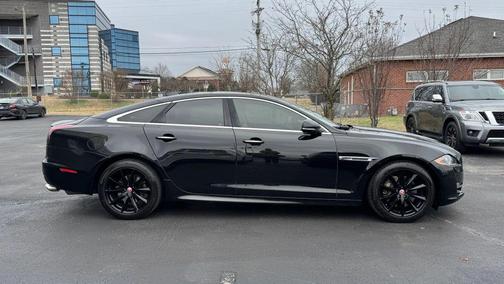 2016 Jaguar XJ XJ R-Sport