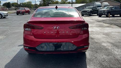 2020 Hyundai ELANTRA SEL