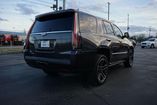 2017 Cadillac Escalade Premium Luxury