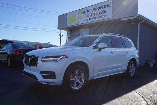 2017 Volvo XC90 T5 Momentum