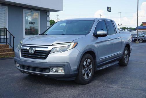 Lunar Silver Metallic 2017 Honda Ridgeline RTL-E