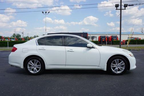 Moonlight White 2012 INFINITI G37x Base