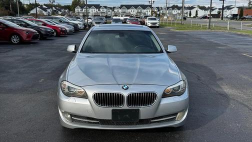 2011 BMW 528 528i Sedan 4D