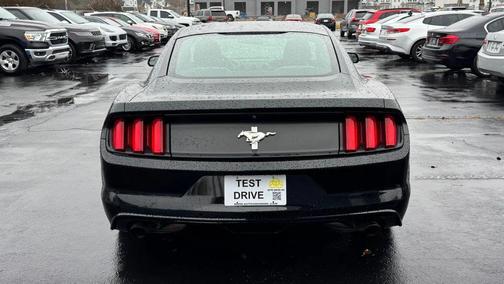 2017 Ford Mustang V6