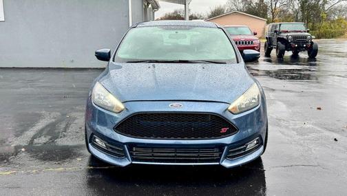 2018 Ford Focus ST Base