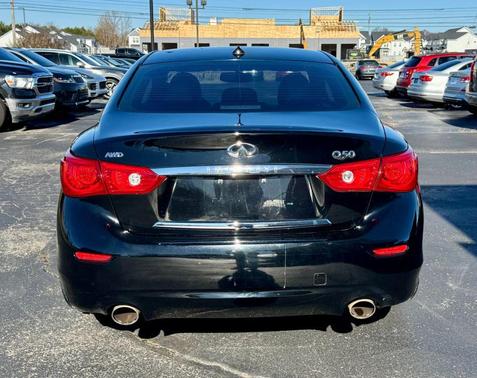 2014 INFINITI Q50 Premium