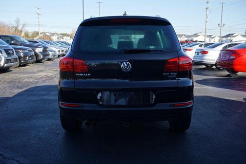 2012 Volkswagen Tiguan 2.0T SE 4MOTION