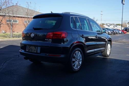 2012 Volkswagen Tiguan 2.0T SE 4MOTION