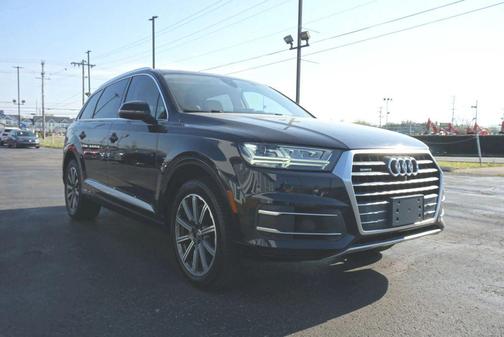 Ink Blue Metallic 2017 Audi Q7 3.0T Premium