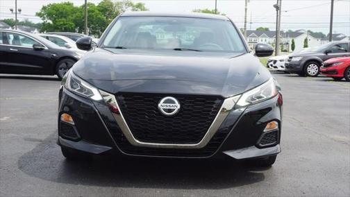 2020 Nissan Altima SR FWD