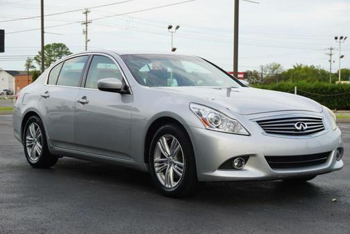 2010 INFINITI G37 Base