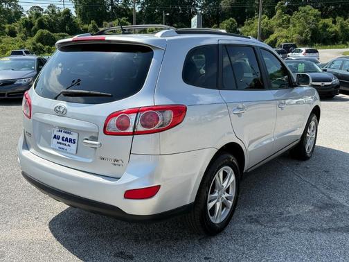 Moonstone Silver 2011 Hyundai SANTA FE Limited