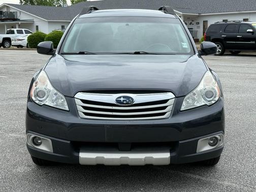 2011 Subaru Outback 3.6 R Limited