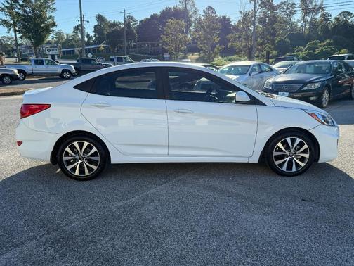 2017 Hyundai Accent Value Edition