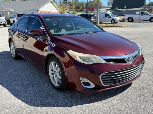 2013 Toyota Avalon XLE