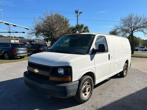 2005 Chevrolet Express 1500 Base
