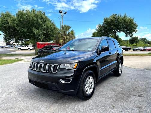 2020 Jeep Grand Cherokee Laredo