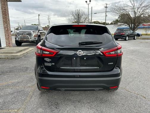 2020 Nissan Rogue Sport S