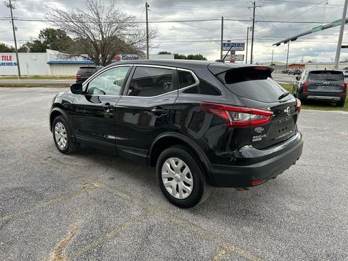 2020 Nissan Rogue Sport S