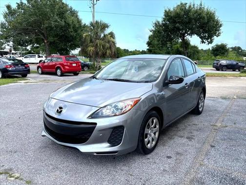 2013 Mazda Mazda3 i Sport