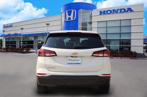 Summit White 2024 Chevrolet Equinox LS