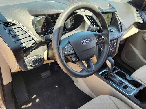 Magnetic Metallic 2019 Ford Escape SE