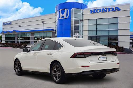 Platinum White Pearl 2023 Honda Accord Hybrid EX-L