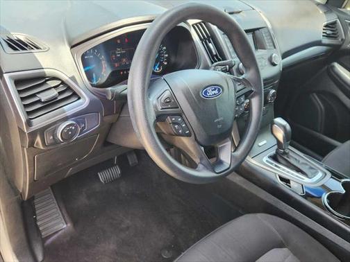 2018 Ford Edge SE