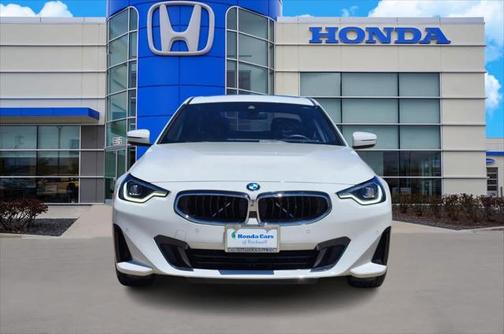 2024 BMW 230 i