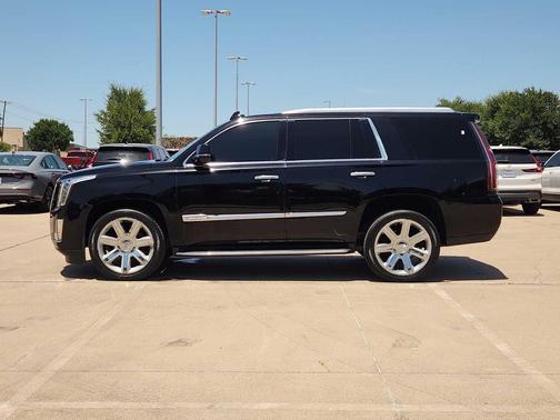 2016 Cadillac Escalade Luxury