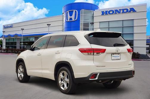 Blizzard Pearl 2019 Toyota Highlander Limited