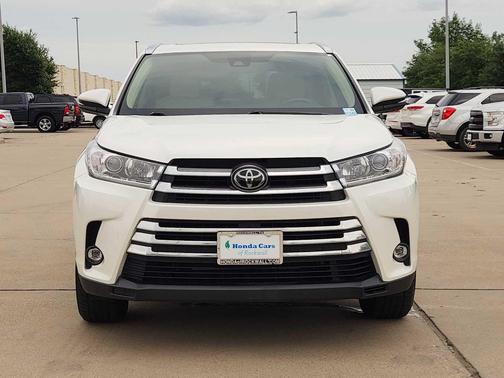 Blizzard Pearl 2019 Toyota Highlander Limited