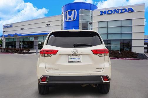 Blizzard Pearl 2019 Toyota Highlander Limited