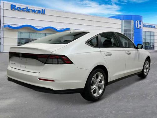 2025 Honda Accord LX 1.5T