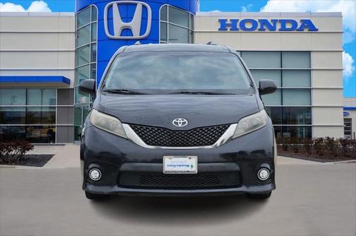 2015 Toyota Sienna SE