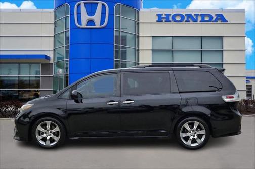 2015 Toyota Sienna SE