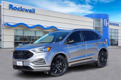 2022 Ford Edge SE
